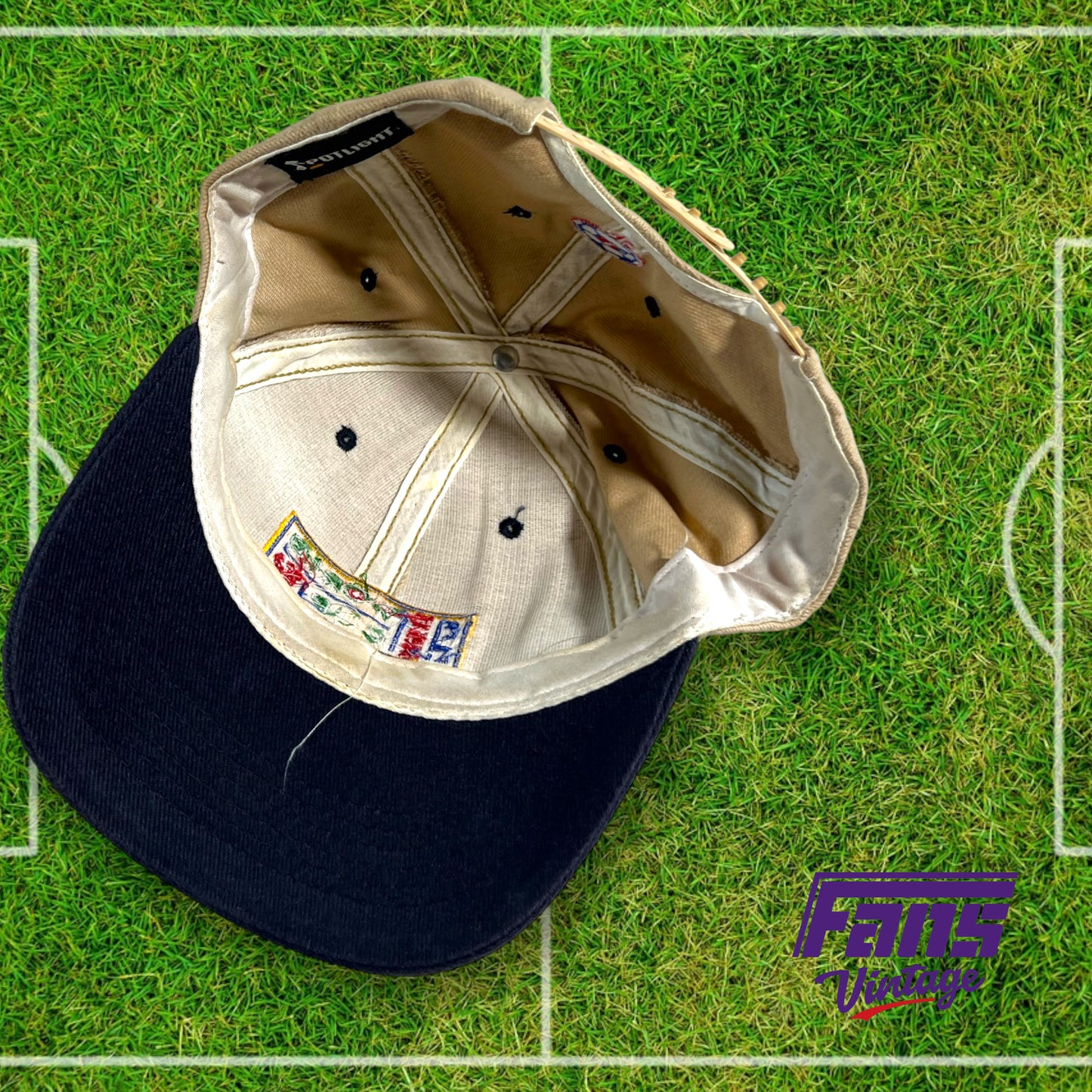 1999 vintage Fifa Women's World Cup hat - with button