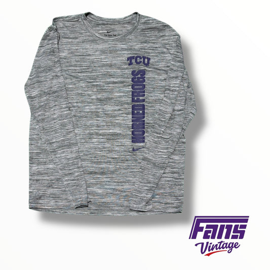 TCU Nike Team Issued ‘Horned Frogs’ Vertical Graphic Heather Gray Long Sleeve Shirt