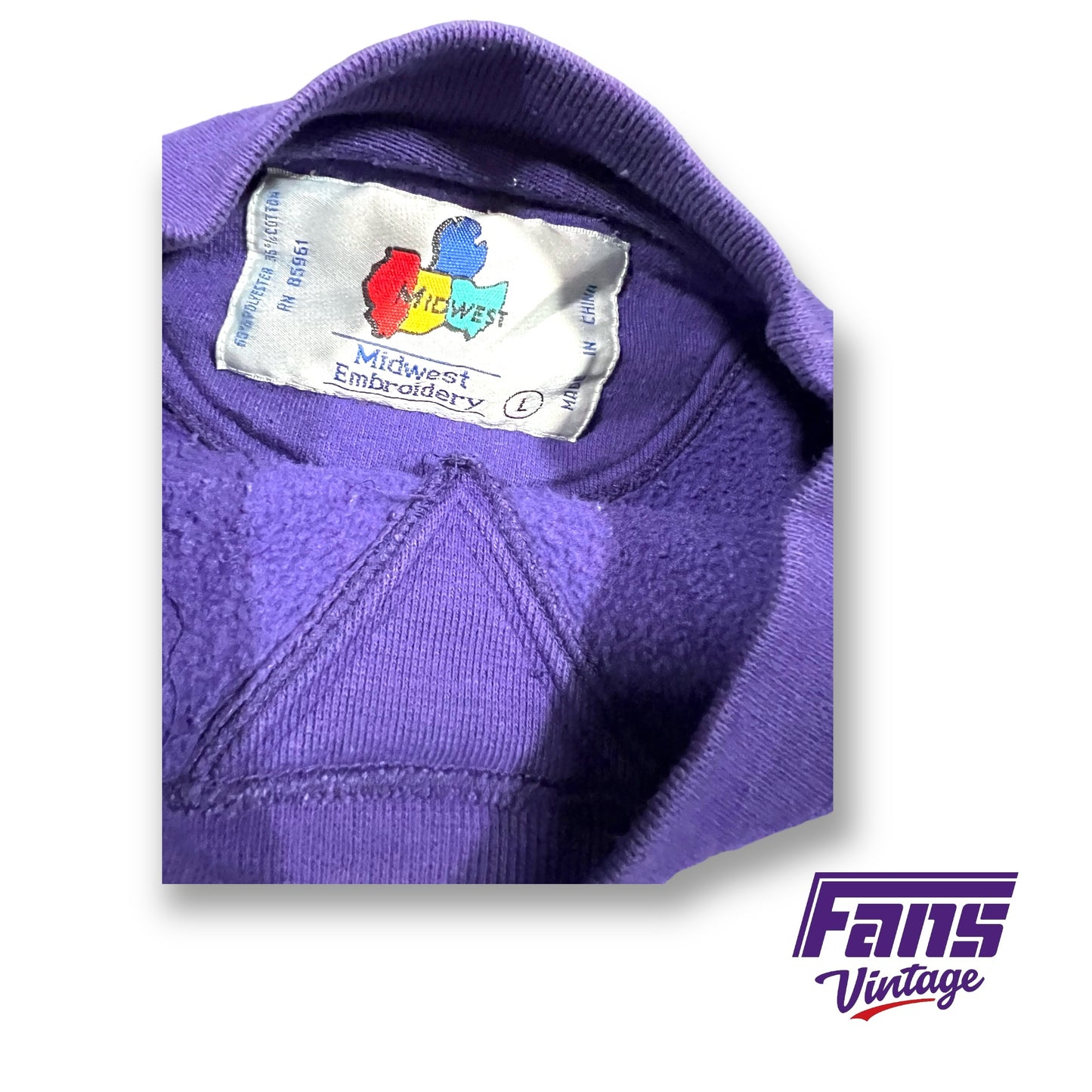 GRAIL - 90s Vintage TCU Flying T Crewneck Sweater with insane high detail embroidery and logo patchwork!