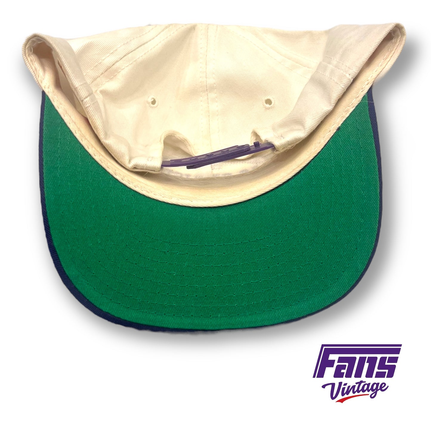 Sick 90s Vintage TCU Horned Frogs snapback hat with embroidered design