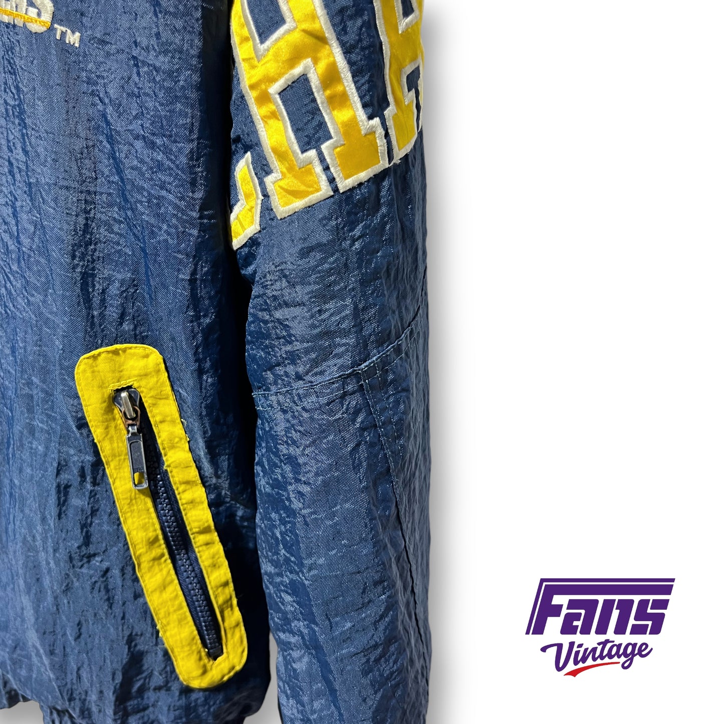 SICK 90s Vintage San Diego LA Chargers Starter puffer jacket - INSANE details!