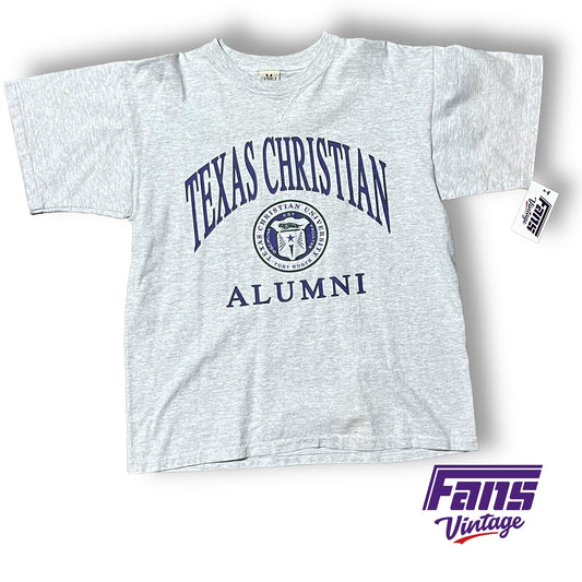 GRAIL - Perfect condition 90s Vintage TCU Alumni School Seal Logo Tee