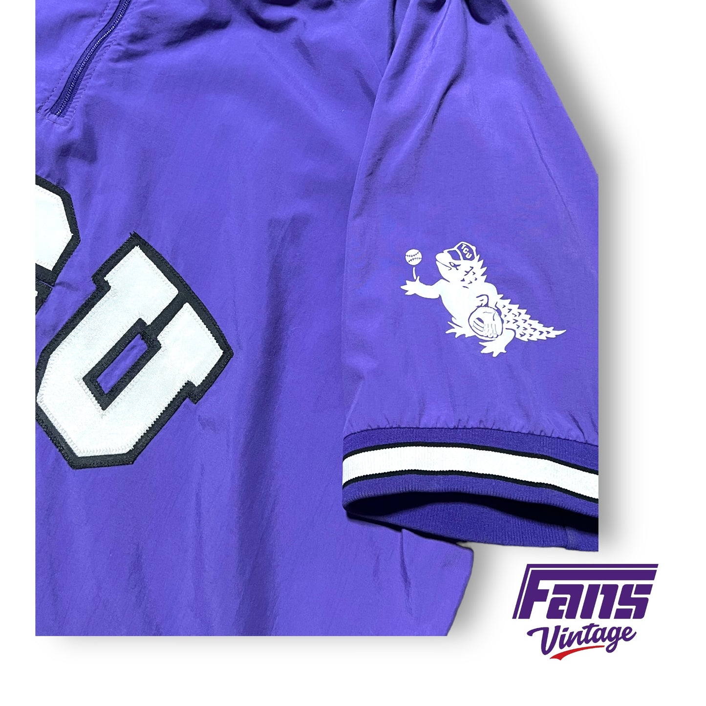 GRAIL - Ultra Rare 80s Vintage TCU Baseball Team Pullover with exclusive ball player Horned Frog logo!