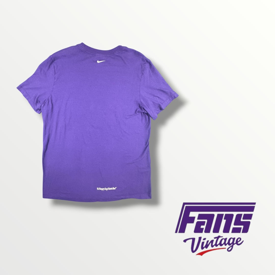 TCU WBB Nike March Madness ‘Winner Stays’ Updated 2026 Tee with ‘A Hungry Dog Hunts Best’ Detail on Back