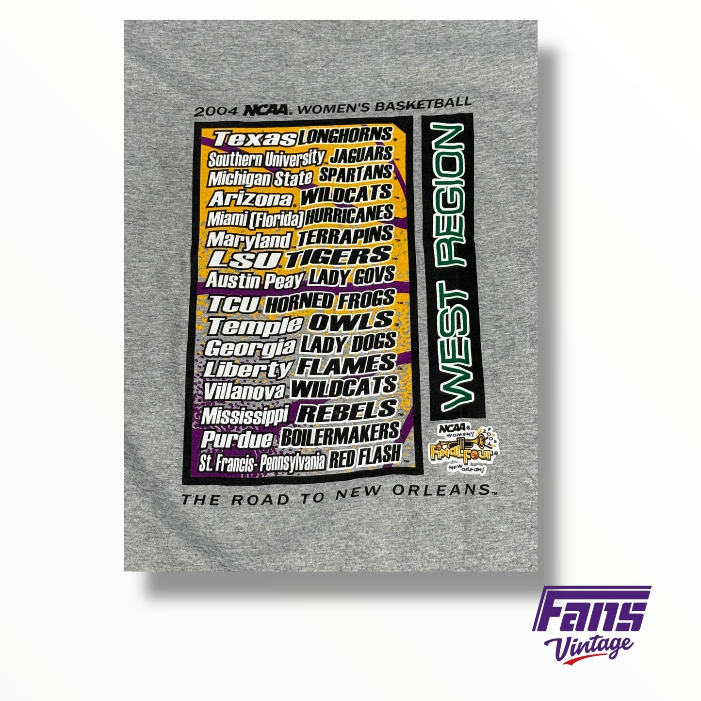 Vintage 2004 NCAA Women’s March Madness Basketball T-Shirt