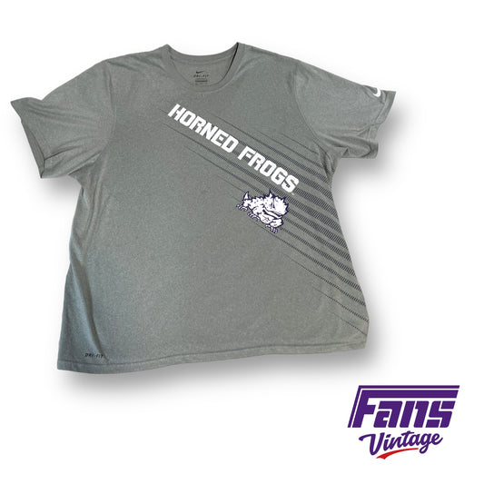Nike TCU 'Horned Frogs' team issued dri-fit tee