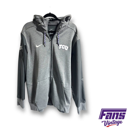 2022 Nike TCU Football team issued premium hooded jacket - Awesome details