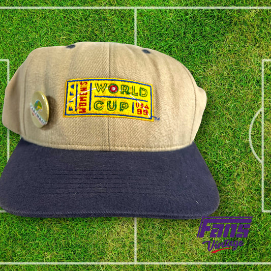 1999 vintage Fifa Women's World Cup hat - with button