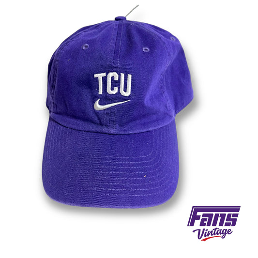 Nike TCU strap back hat