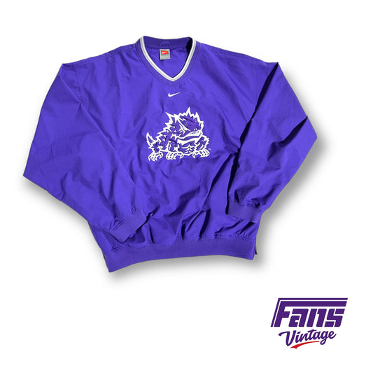 Vintage Nike TCU ‘Center Swoosh’ Y2K Era Team Issued pullover -Epic Giant Embroidered Horned Frog Patch logo