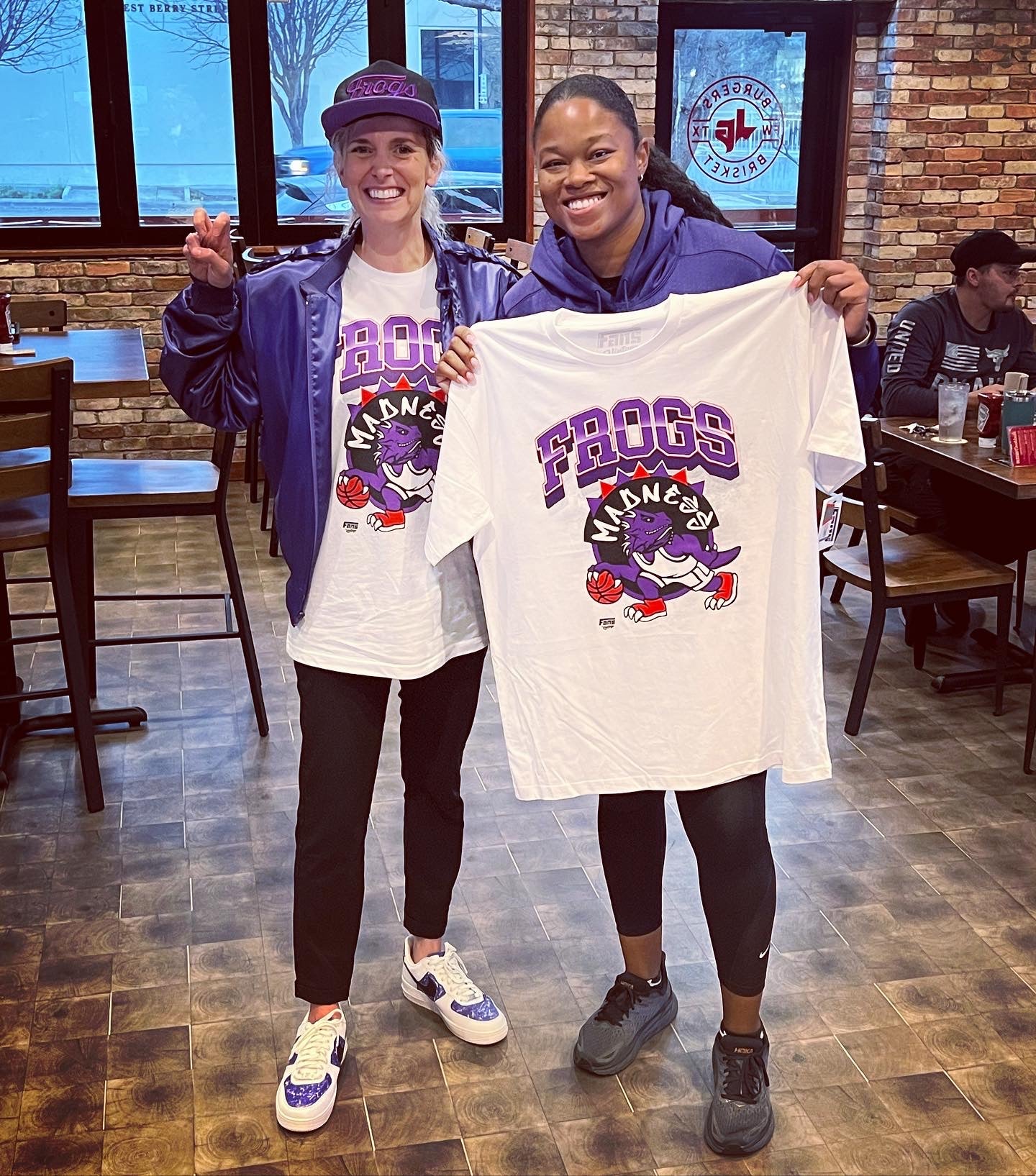 2023 FROGS MADNESS TEE!