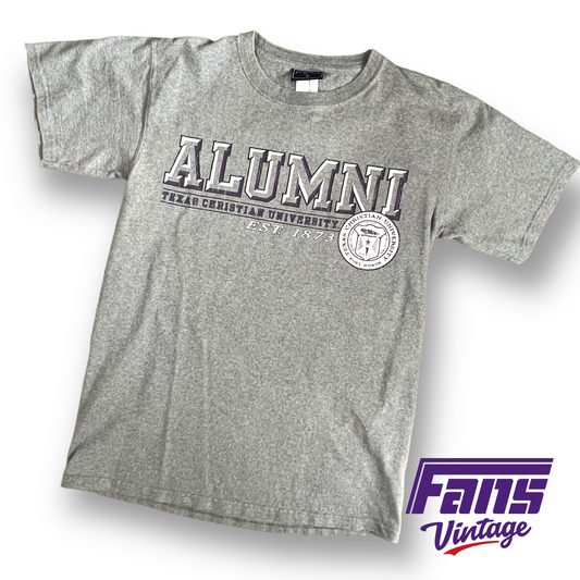 Awesome 90s Vintage TCU Alumni Tee with School Seal Logo