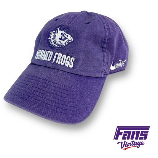 Nike TCU throwback Frog strap back hat